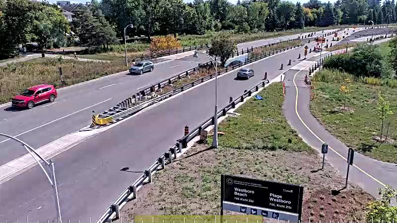 Traffic camera image at 2025-09-14 17:31:25