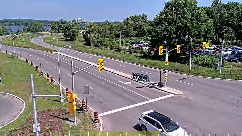 Traffic camera image at 2025-06-30 15:38:15