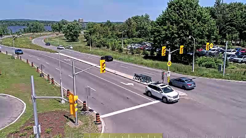 Traffic camera image at 2025-06-30 16:21:21