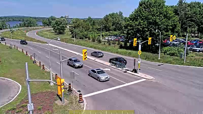 Traffic camera image at 2025-06-30 16:41:29