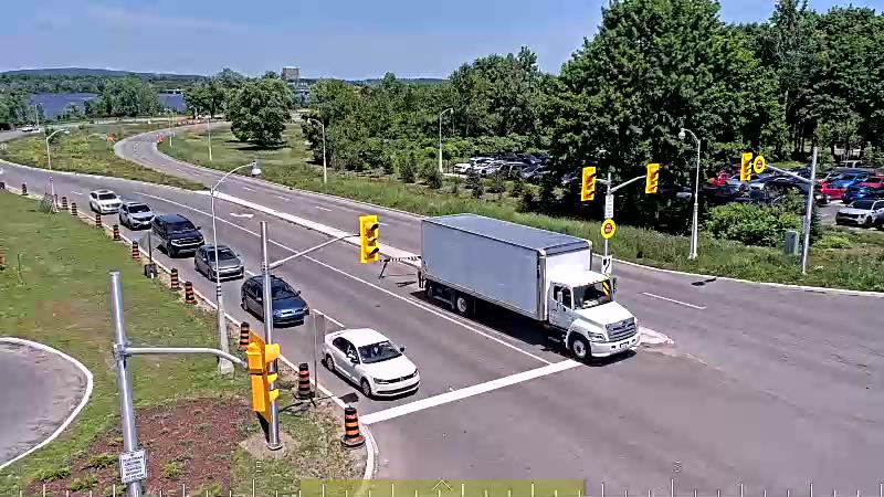 Traffic camera image at 2025-06-30 16:51:25
