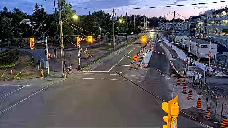 Traffic camera image at 2025-08-25 00:16:27