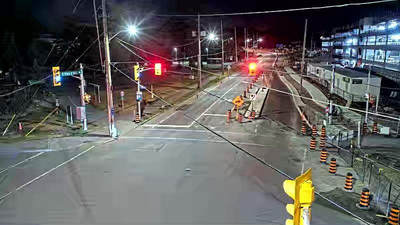 Traffic camera image at 2025-08-25 04:01:30
