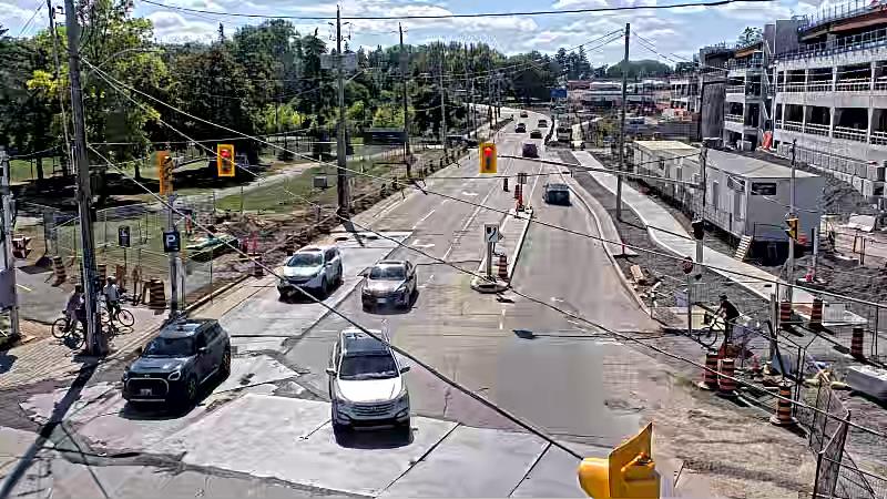 Traffic camera image at 2025-09-14 17:36:32