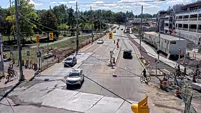 Traffic camera image at 2025-09-14 17:56:42
