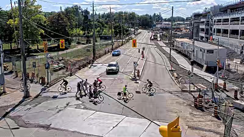 Traffic camera image at 2025-09-14 18:01:51