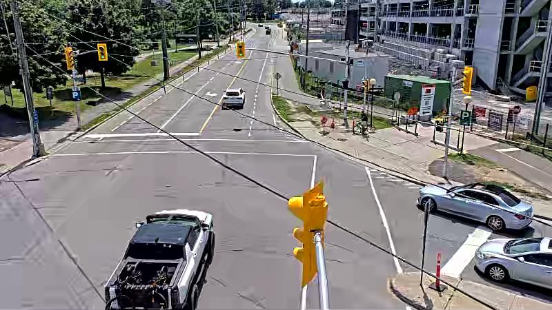 Traffic camera image at 2025-06-30 18:11:30