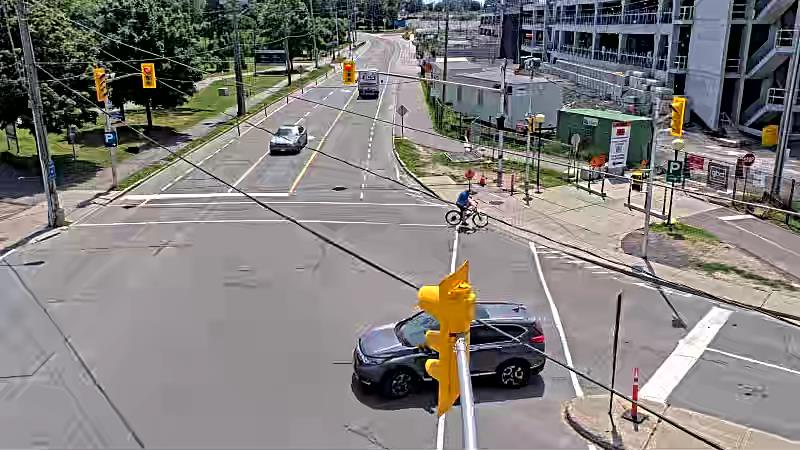 Traffic camera image at 2025-06-30 18:21:30