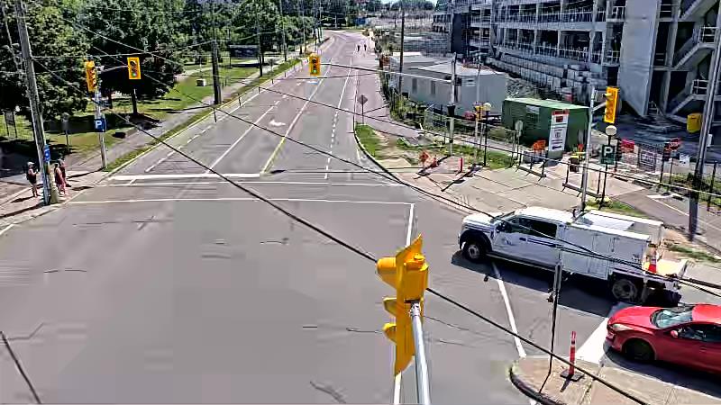 Traffic camera image at 2025-06-30 19:21:32