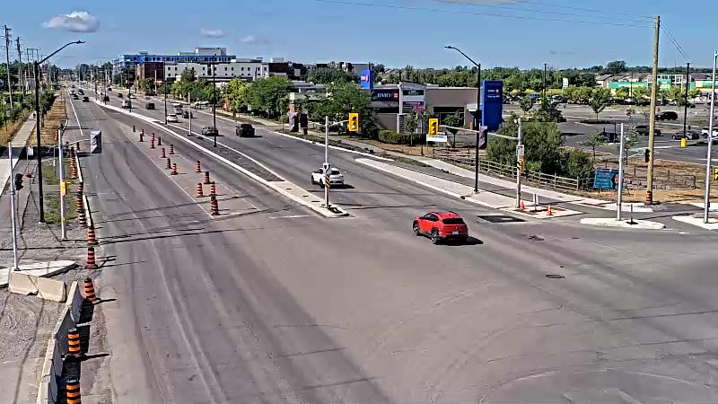 Traffic camera image at 2025-08-24 14:51:23