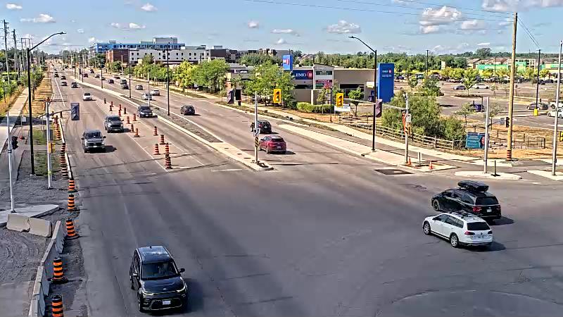 Traffic camera image at 2025-08-24 15:26:32