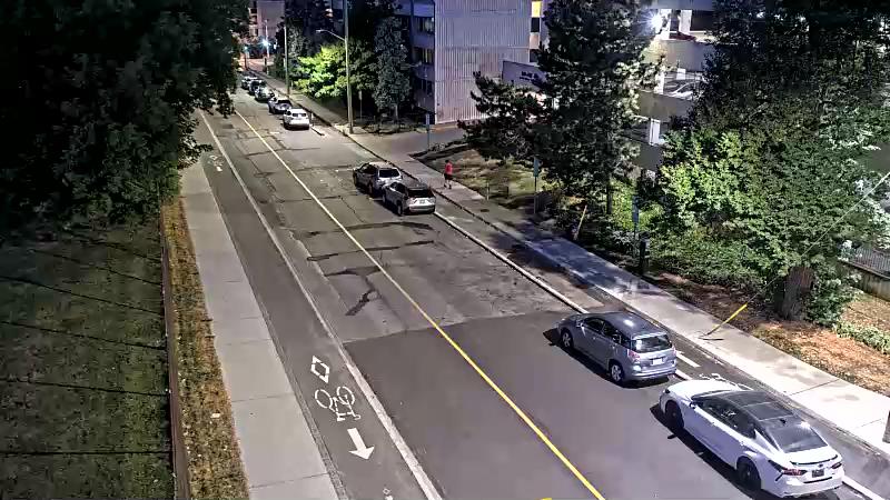 Traffic camera image at 2025-08-25 00:31:30