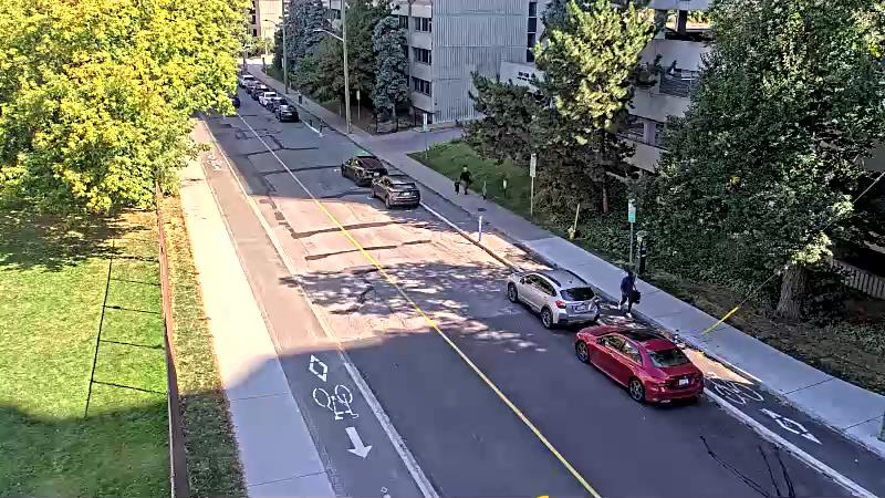 Traffic camera image at 2025-09-14 17:21:29
