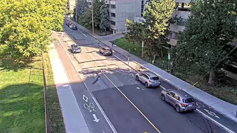 Traffic camera image at 2025-09-14 17:36:33