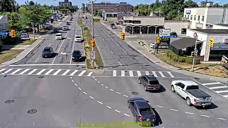 Traffic camera image at 2025-08-24 15:16:34