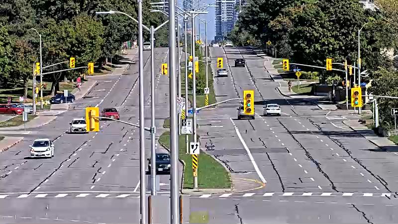 Traffic camera image at 2025-09-14 17:36:33