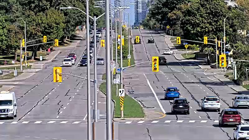 Traffic camera image at 2025-09-14 17:46:42