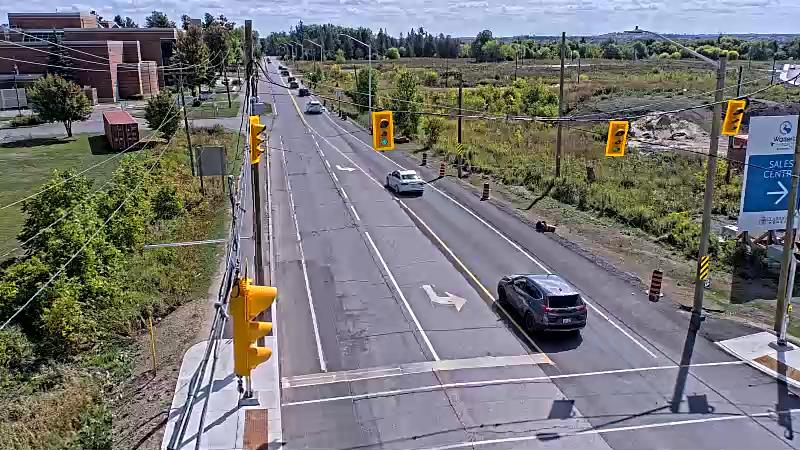Traffic camera image at 2025-09-14 17:36:33
