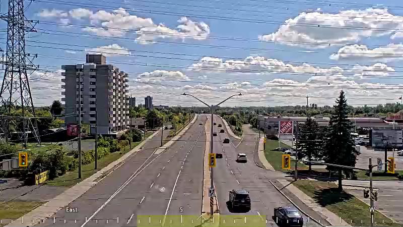 Traffic camera image at 2025-09-14 17:16:33
