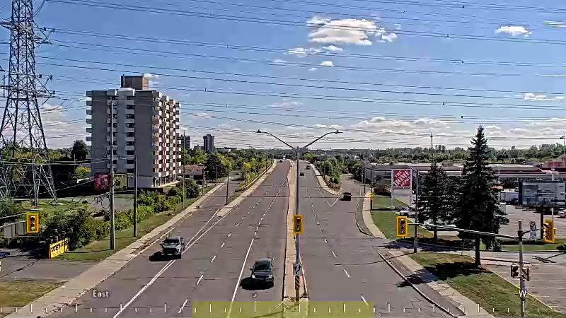 Traffic camera image at 2025-09-14 18:06:43
