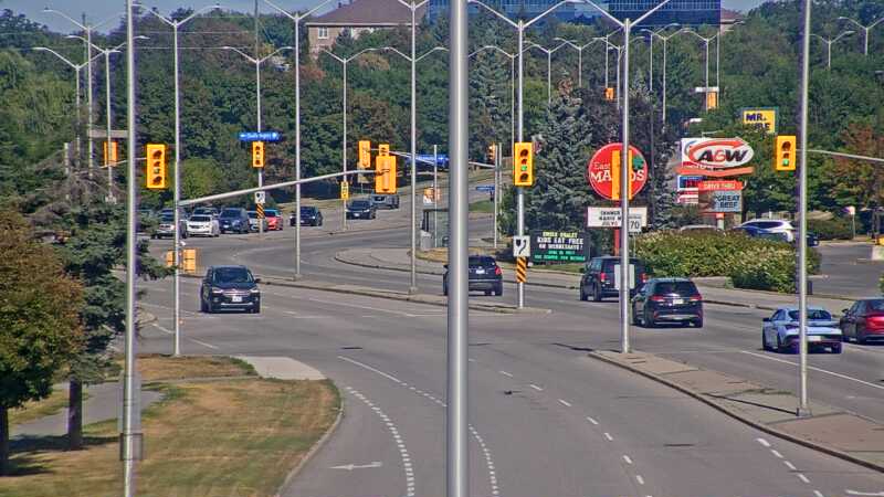 Traffic camera image at 2025-08-24 14:20:13