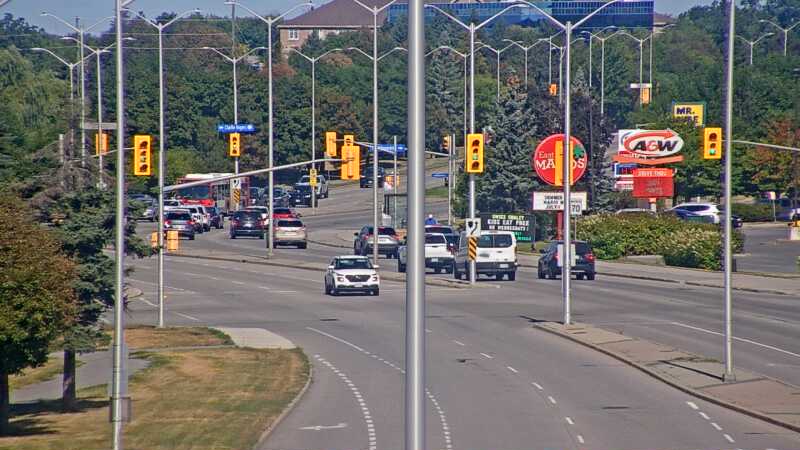Traffic camera image at 2025-08-24 14:30:13