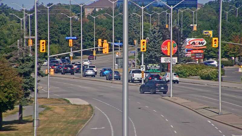 Traffic camera image at 2025-08-24 14:35:14