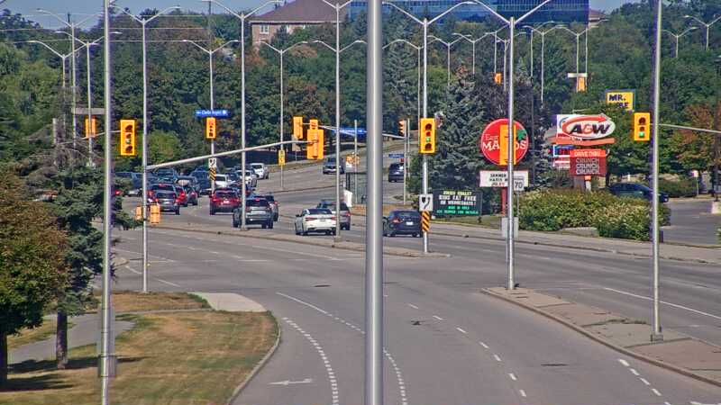 Traffic camera image at 2025-08-24 15:05:11