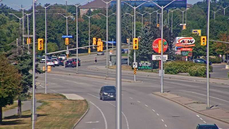 Traffic camera image at 2025-08-24 15:20:13