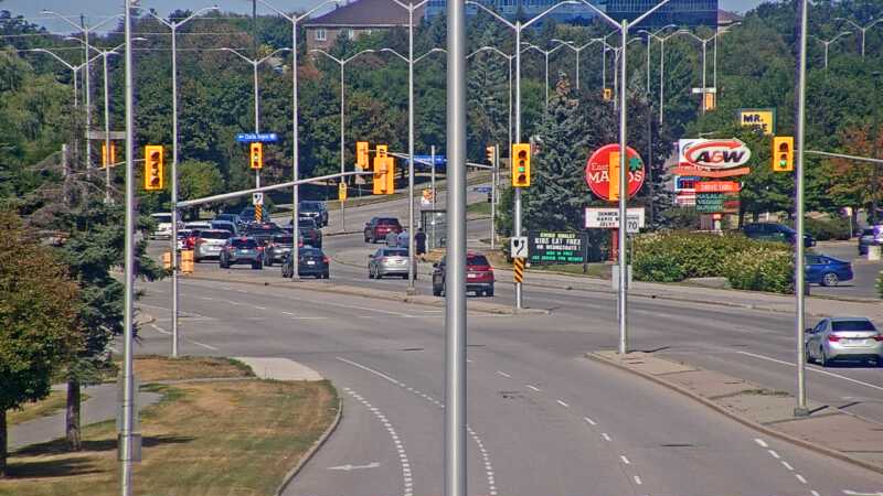Traffic camera image at 2025-08-24 15:30:18