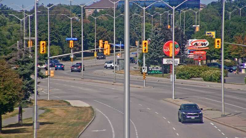 Traffic camera image at 2025-08-24 15:35:13