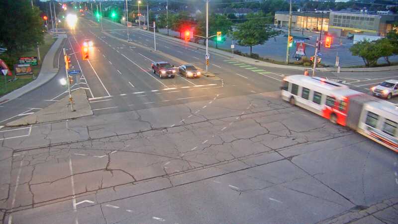 Traffic camera image at 2025-09-05 10:10:12
