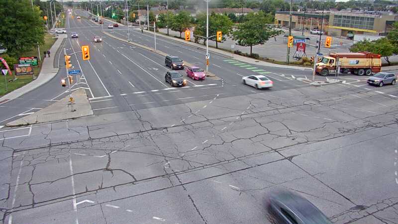 Traffic camera image at 2025-09-05 10:50:17