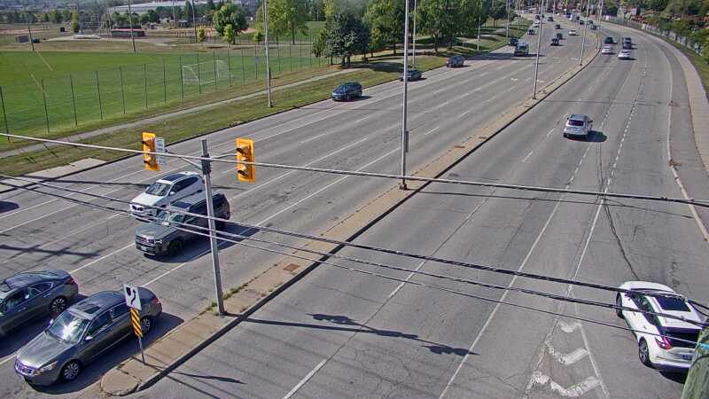 Traffic camera image at 2025-09-14 18:35:14