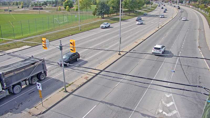 Traffic camera image at 2025-09-17 19:25:12