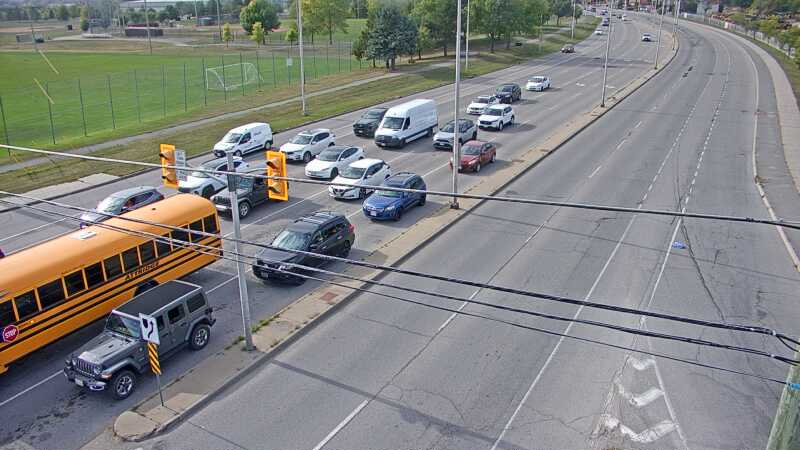 Traffic camera image at 2025-09-17 19:50:15
