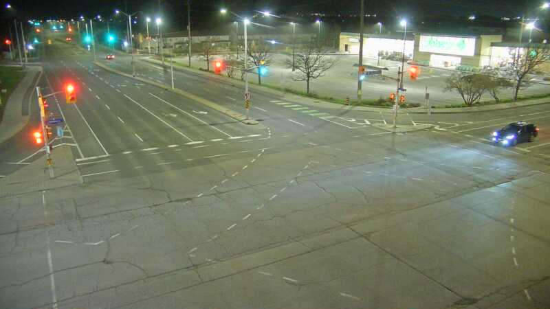 Traffic camera image at 2025-05-09 06:20:15