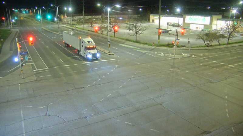 Traffic camera image at 2025-05-09 06:55:21