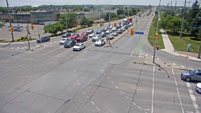 Traffic camera image at 2025-06-30 17:40:14