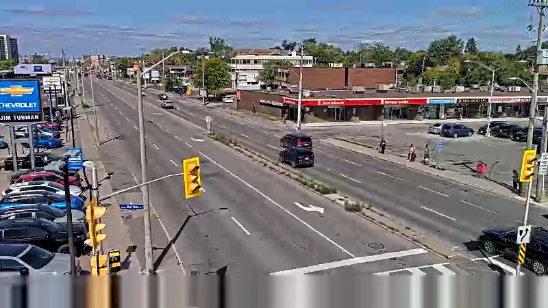 Traffic camera image at 2025-09-14 17:11:36