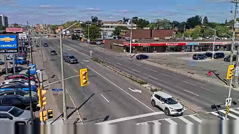 Traffic camera image at 2025-09-14 17:41:27