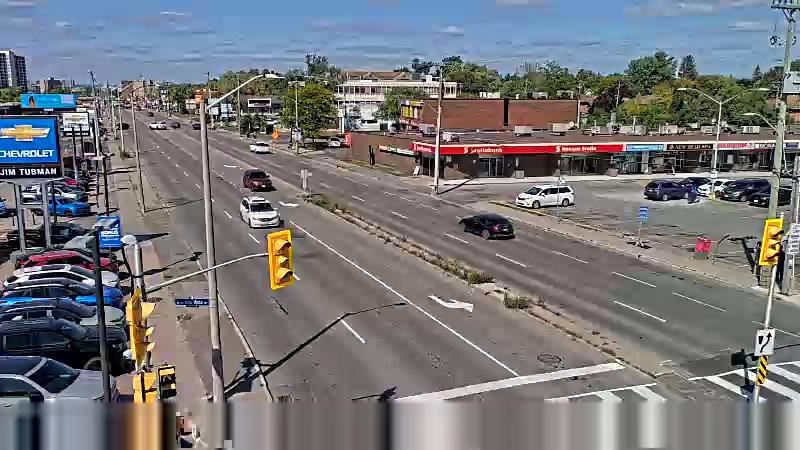 Traffic camera image at 2025-09-14 18:06:43