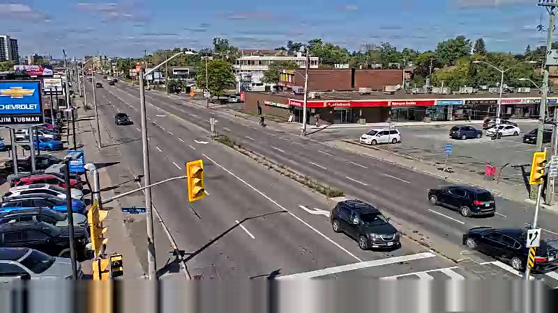 Traffic camera image at 2025-09-14 18:11:35
