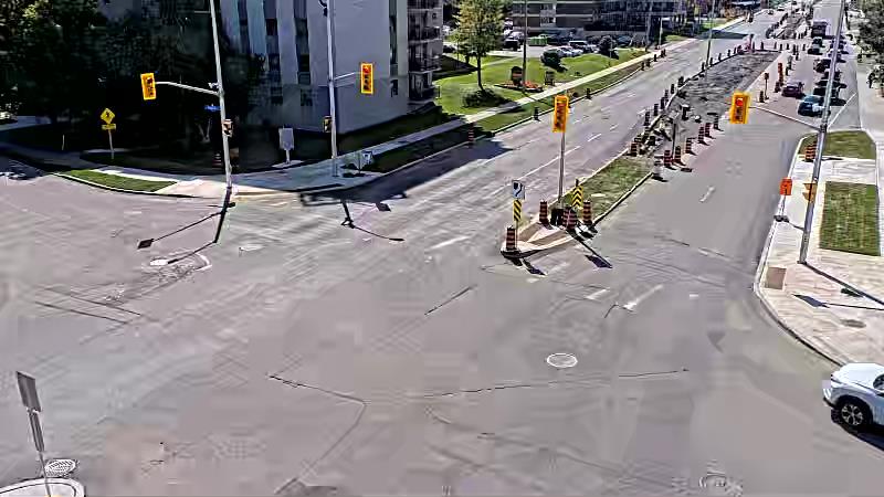 Traffic camera image at 2025-09-14 17:51:41