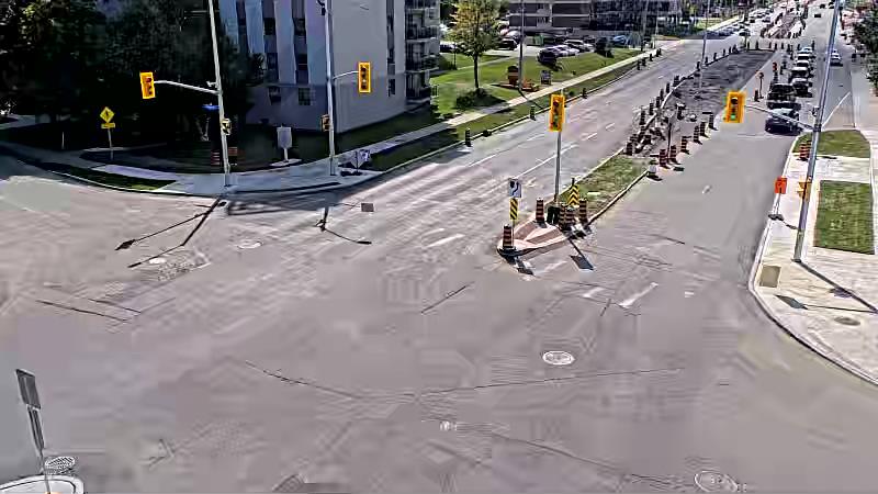 Traffic camera image at 2025-09-14 18:11:35