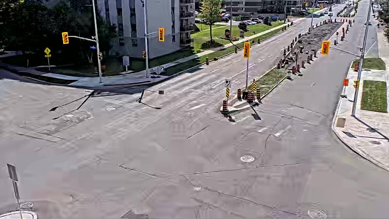 Traffic camera image at 2025-09-14 18:16:36
