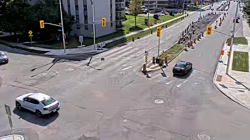 Traffic camera image at 2025-09-14 18:21:30