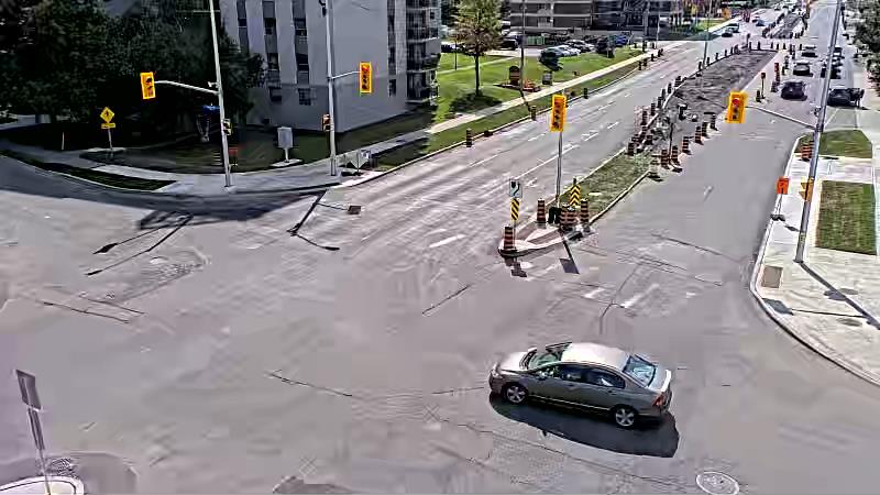 Traffic camera image at 2025-09-14 18:31:35