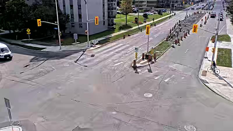 Traffic camera image at 2025-09-14 18:36:30