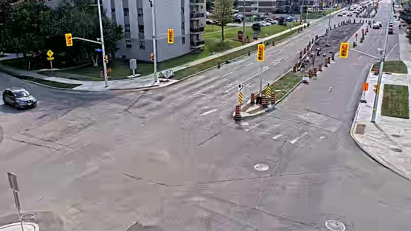 Traffic camera image at 2025-09-14 18:46:35